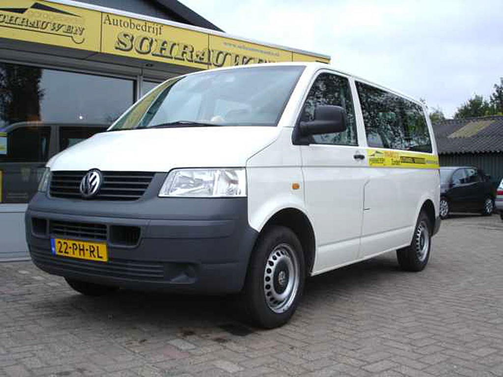 9 Persoons Bus
